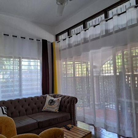 Halisi Stays 1Bed Near Sgr/Airport Mombassa Buitenkant foto