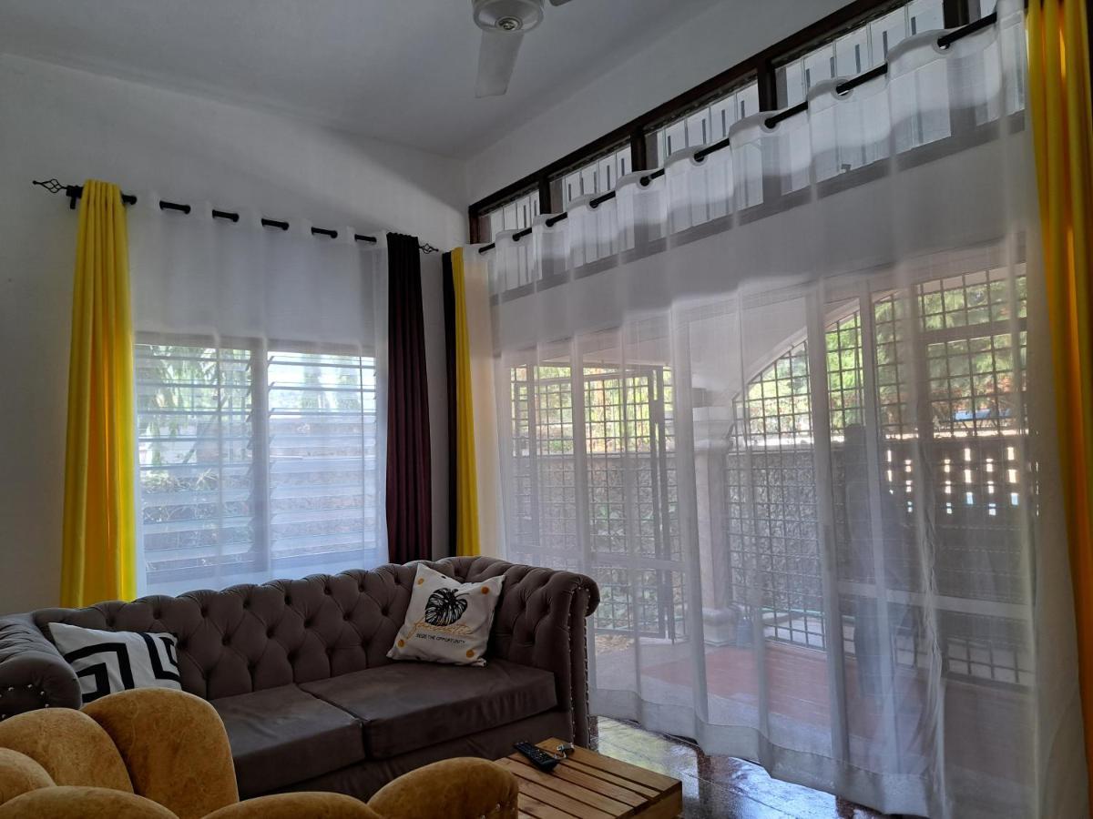 Halisi Stays 1Bed Near Sgr/Airport Mombassa Buitenkant foto