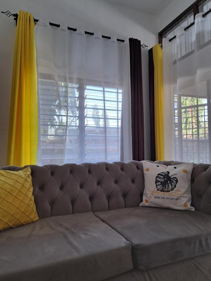 Halisi Stays 1Bed Near Sgr/Airport Mombassa Buitenkant foto